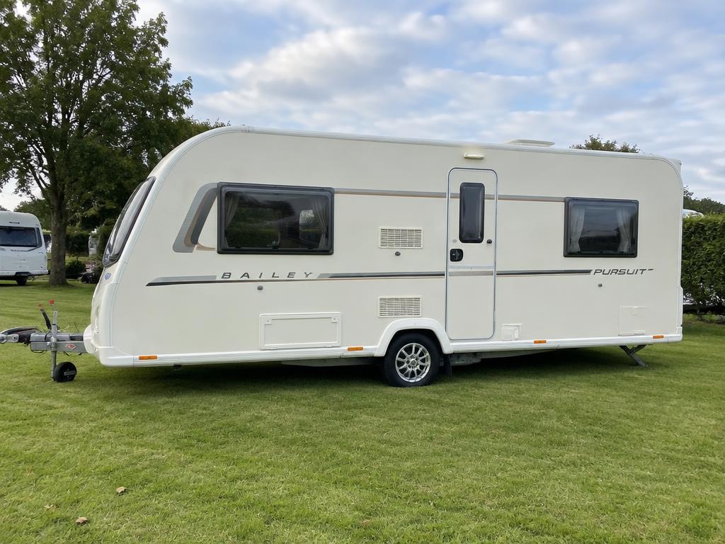 Bailey Pursuit 560-5